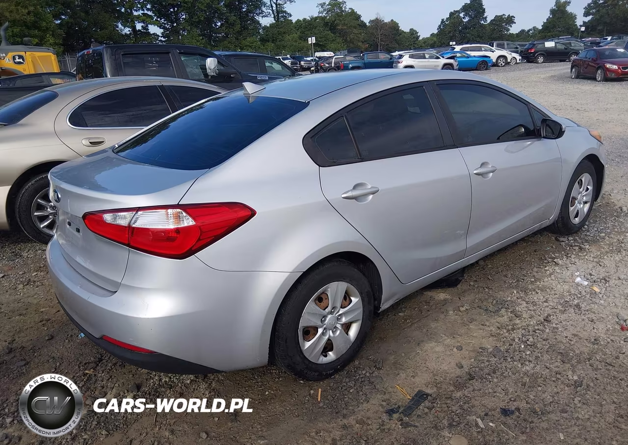 2016 Kia Forte Lx VIN:KNAFK4A6XG5515659 - 4