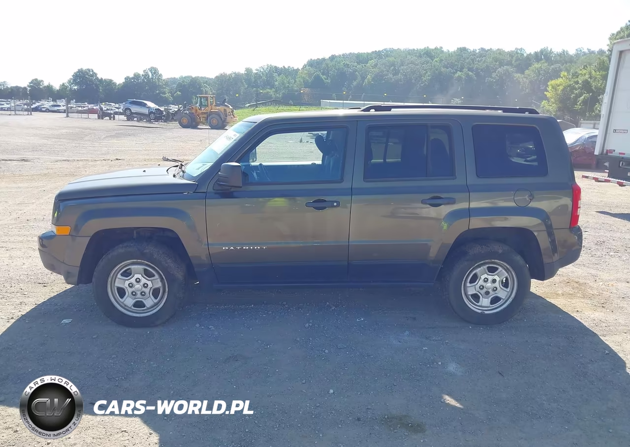 2016 Jeep Patriot Sport VIN:1C4NJRBB1GD512049 - 14