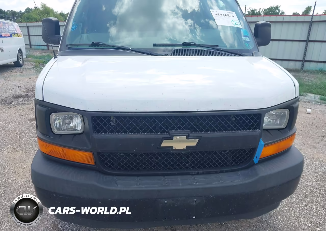 2017 Chevrolet Express 2500 Work Van VIN:1GCWGAFF0H1305432 - 6