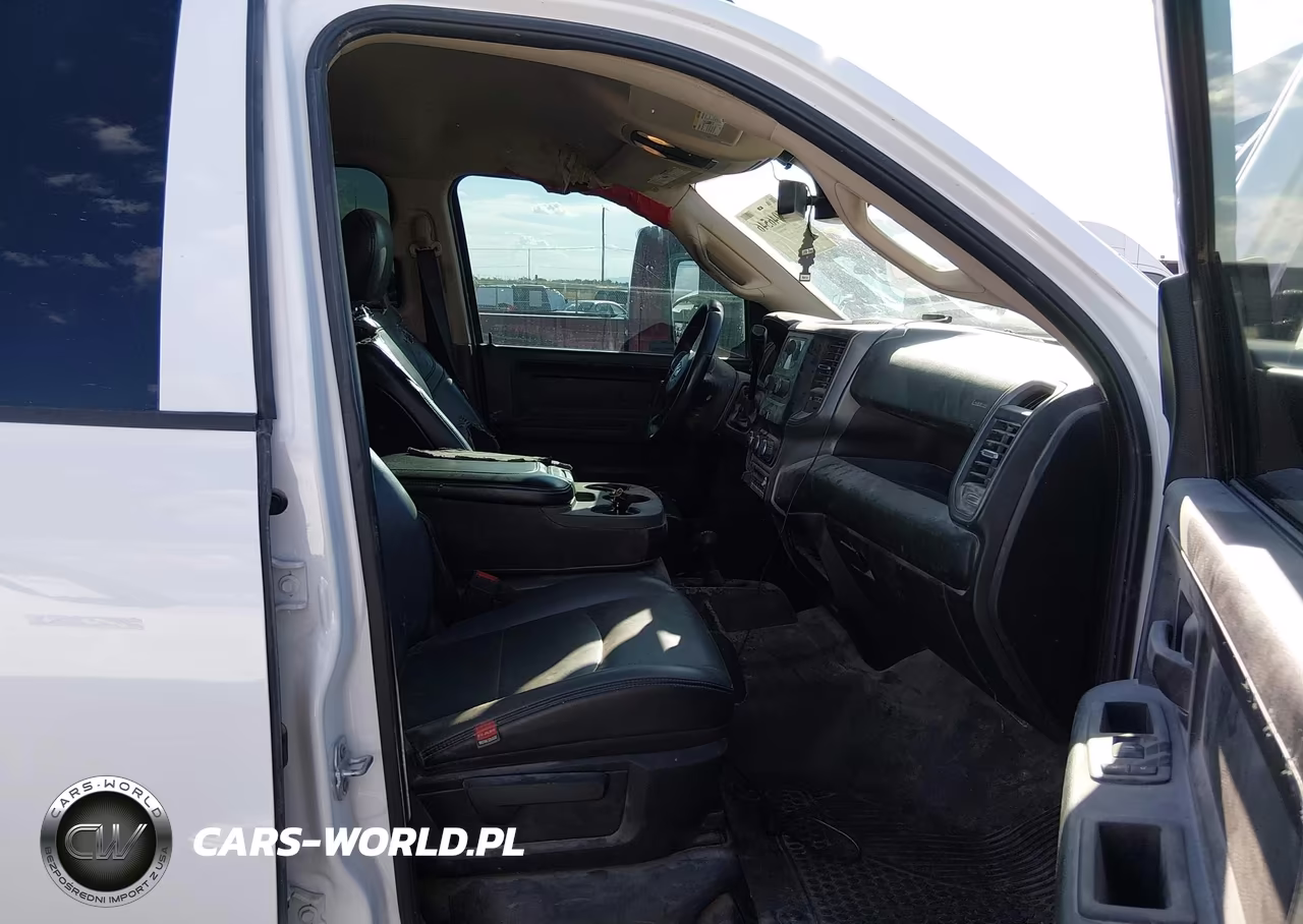 2019 Ram 3500 Chassis Tradesman-Slt-Laramie-Limited VIN:3C7WRTCL0KG620498 - 5