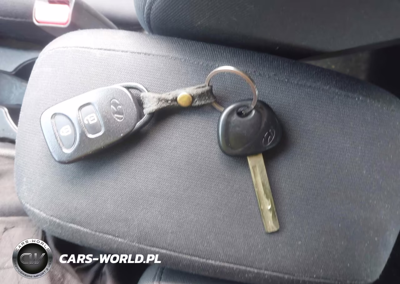 2013 Hyundai Accent Se VIN:KMHCU5AEXDU087800 - 11