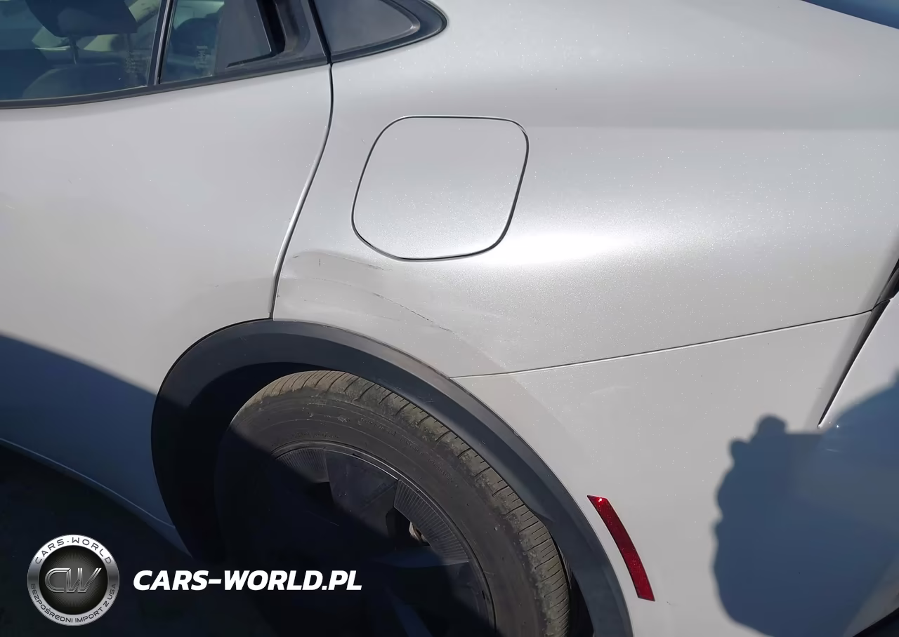2024 Toyota Prius Le VIN:JTDACAAU1R3033491 - 22