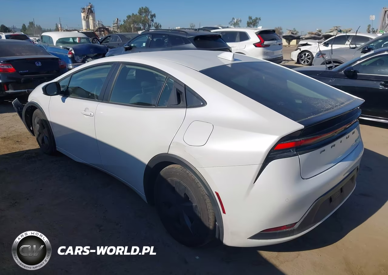2024 Toyota Prius Le VIN:JTDACAAU1R3033491 - 3