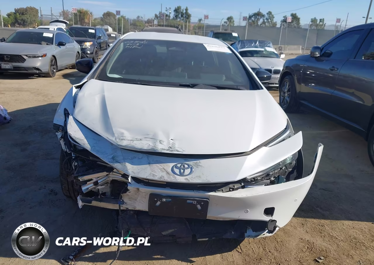 2024 Toyota Prius Le VIN:JTDACAAU1R3033491 - 6