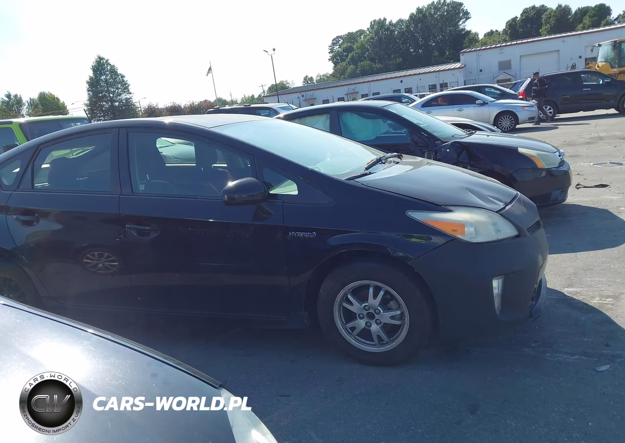 2012 Toyota Prius Two VIN:JTDKN3DU0C5396897 - 13