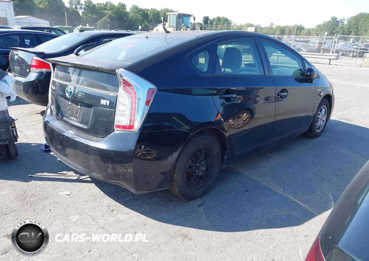 2012 Toyota Prius Two VIN:JTDKN3DU0C5396897 - 4
