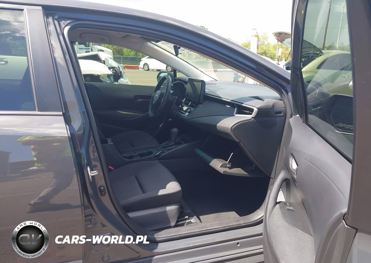 2025 Toyota Corolla Le VIN:JTDB4MEE2S3027159 - 5