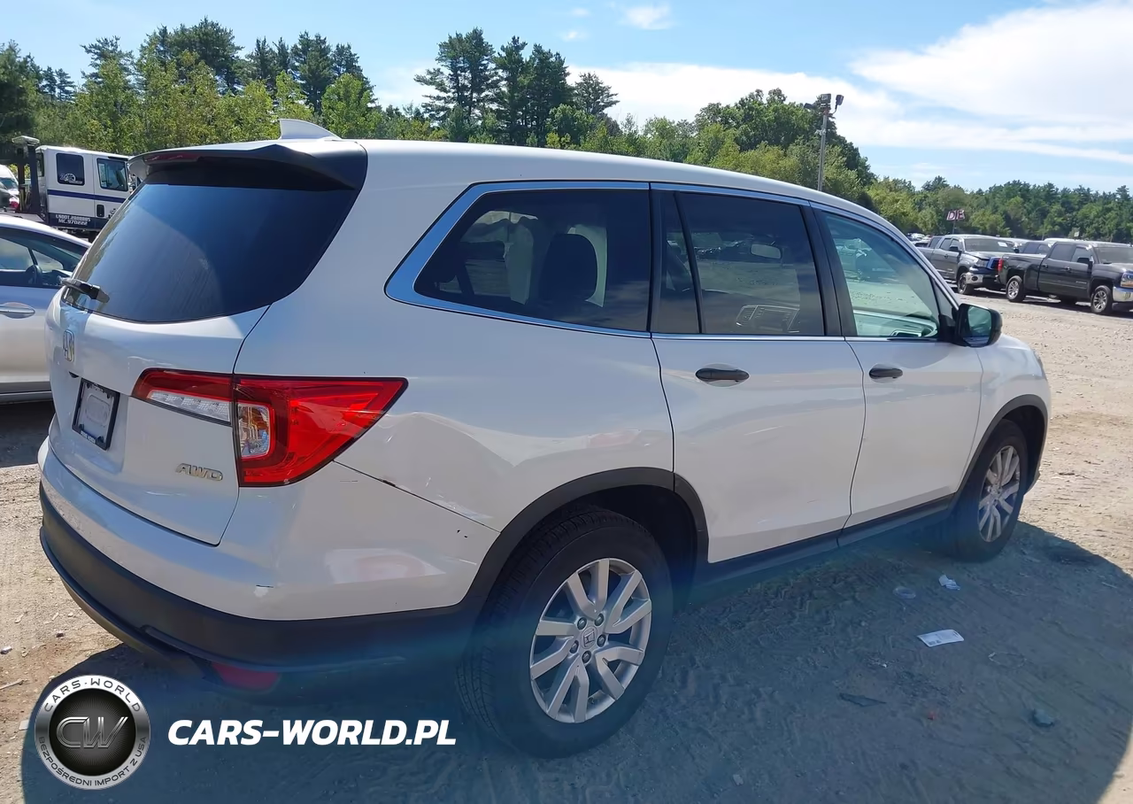 2021 Honda Pilot Awd Lx VIN:5FNYF6H15MB013951 - 4