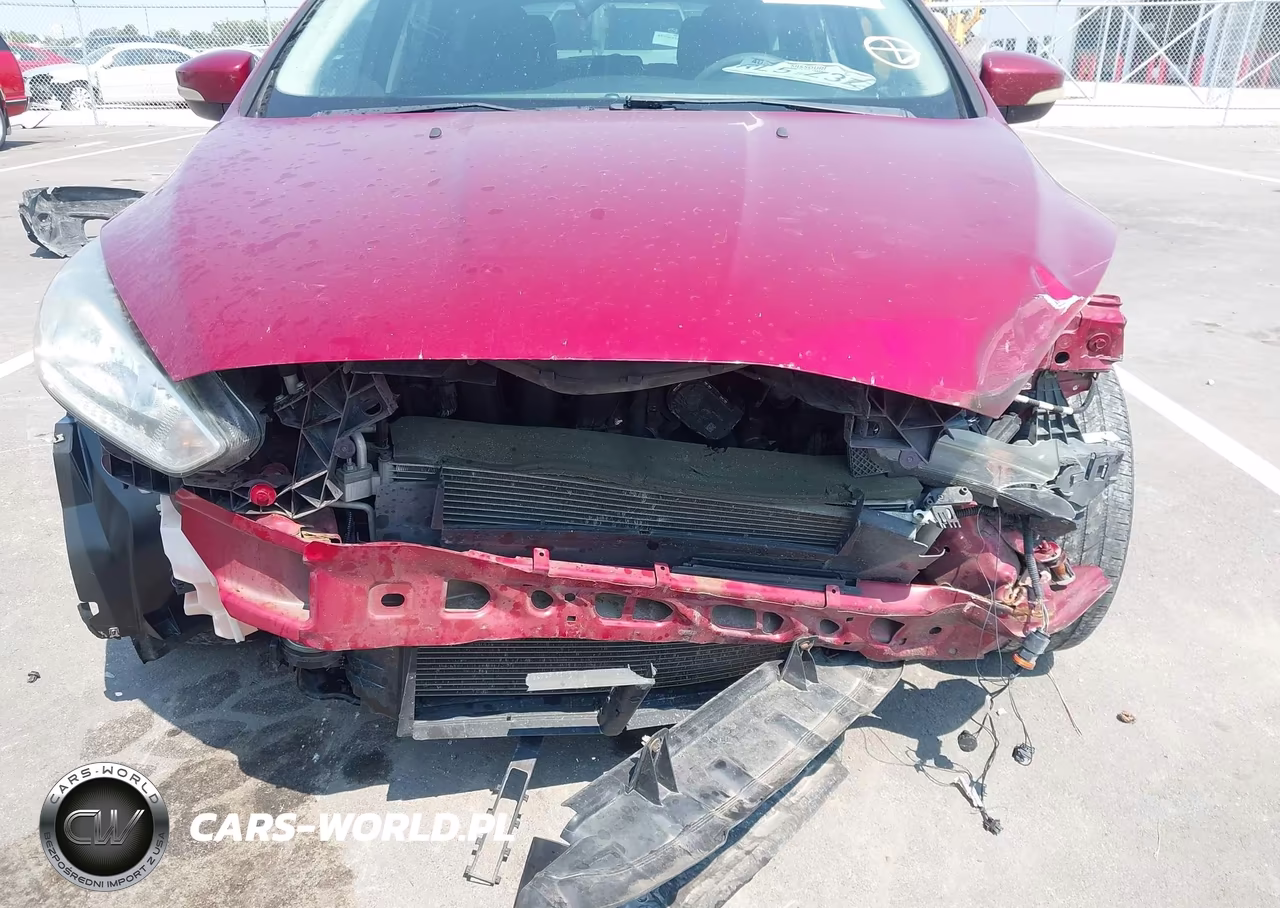 2016 Ford Focus Se VIN:1FADP3K29GL310143 - 6