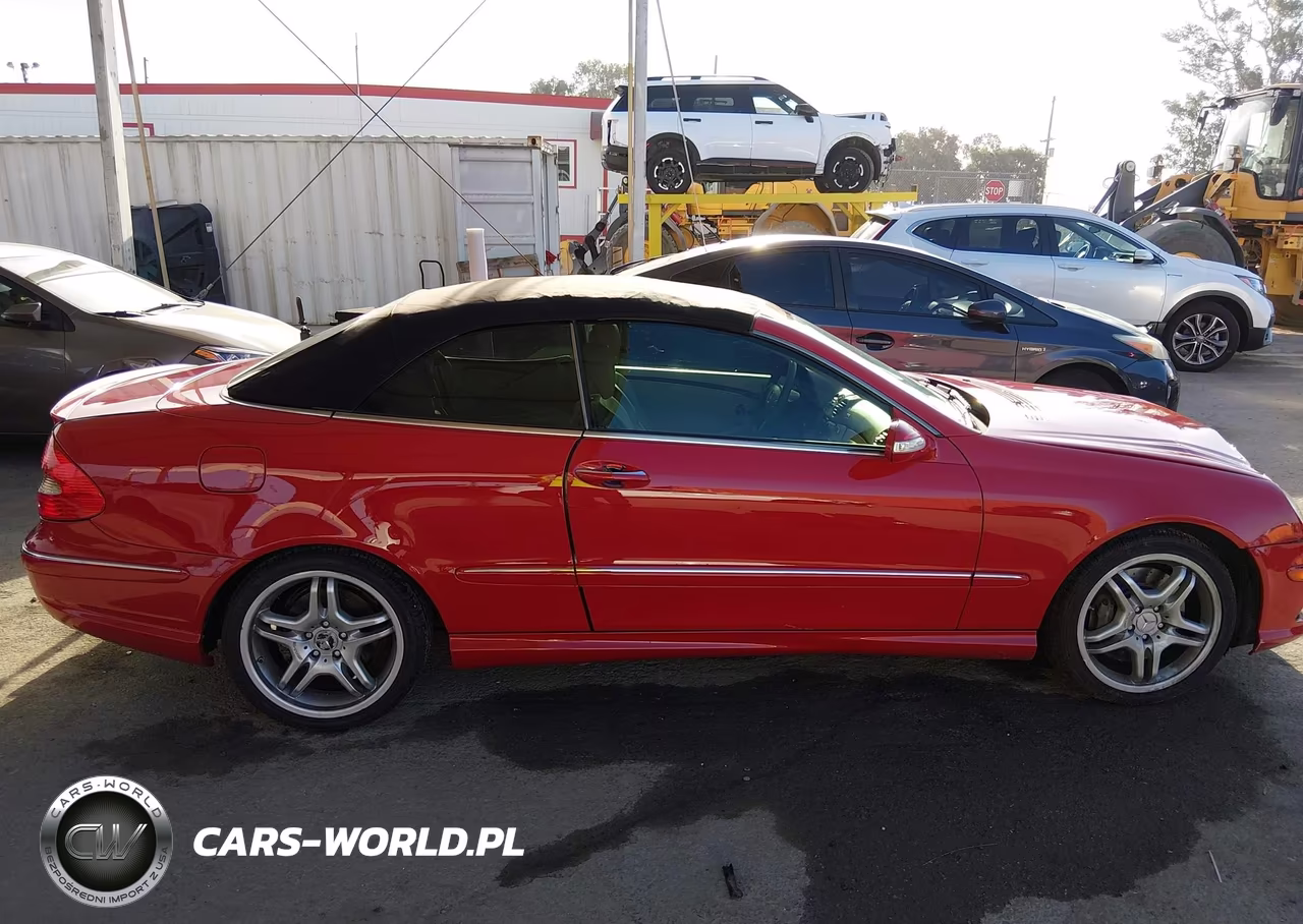 2008 Mercedes-Benz Clk 550 VIN:WDBTK72F78T095649 - 13