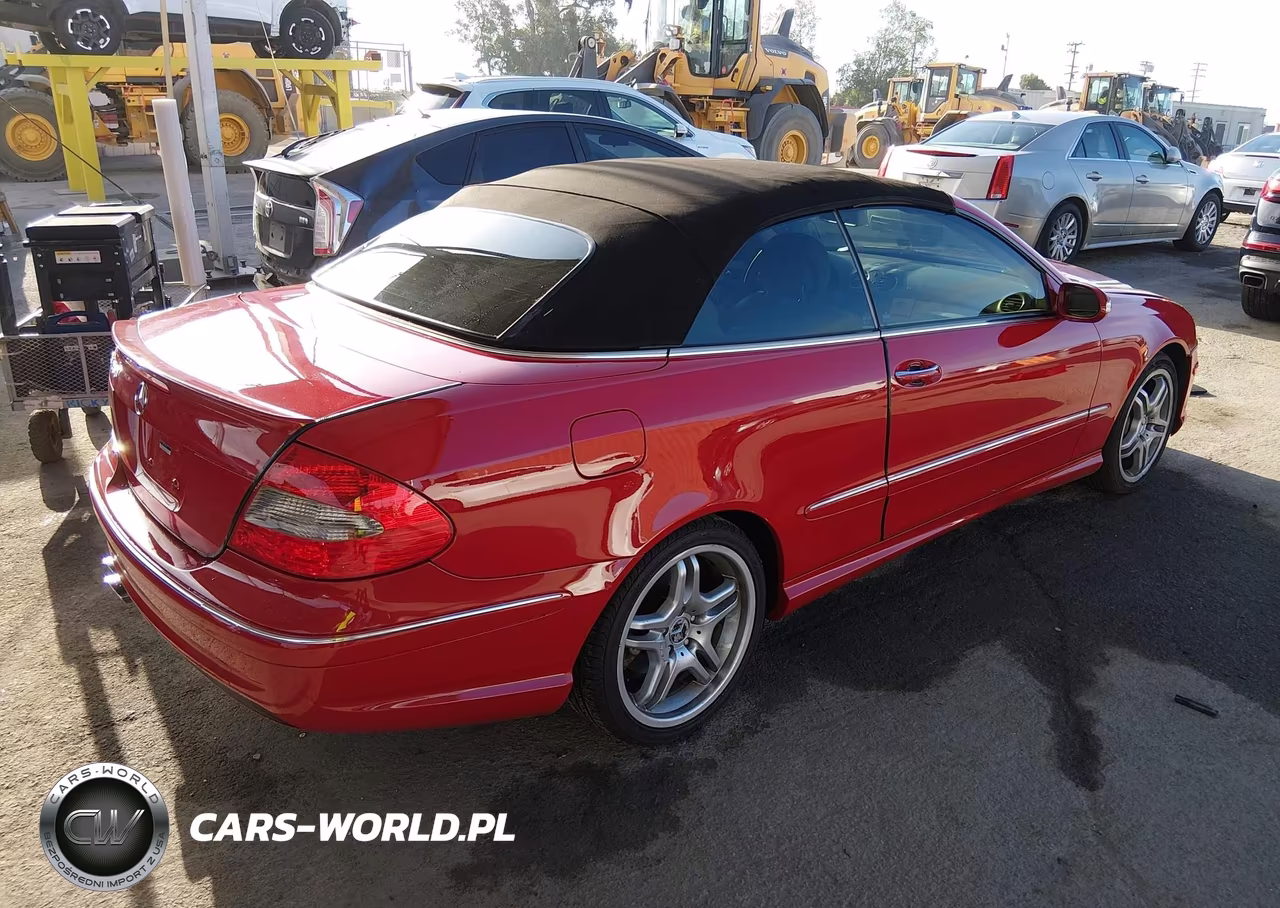 2008 Mercedes-Benz Clk 550 VIN:WDBTK72F78T095649 - 4