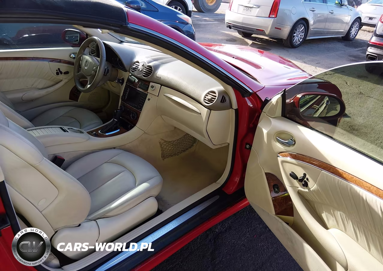 2008 Mercedes-Benz Clk 550 VIN:WDBTK72F78T095649 - 5