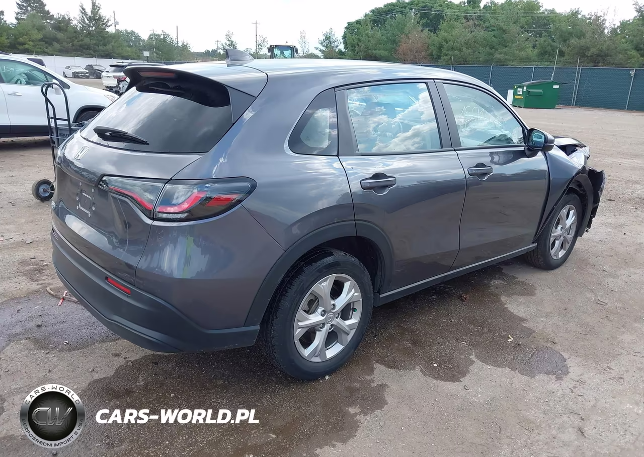 2023 Honda Hr-V Awd Lx VIN:3CZRZ2H36PM731296 - 4