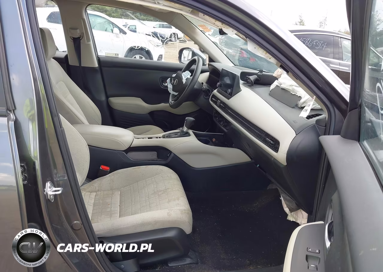 2023 Honda Hr-V Awd Lx VIN:3CZRZ2H36PM731296 - 5