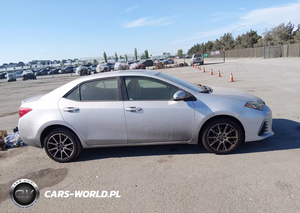 2017 Toyota Corolla Se Special Edition VIN:5YFBURHEXHP612953 - 13