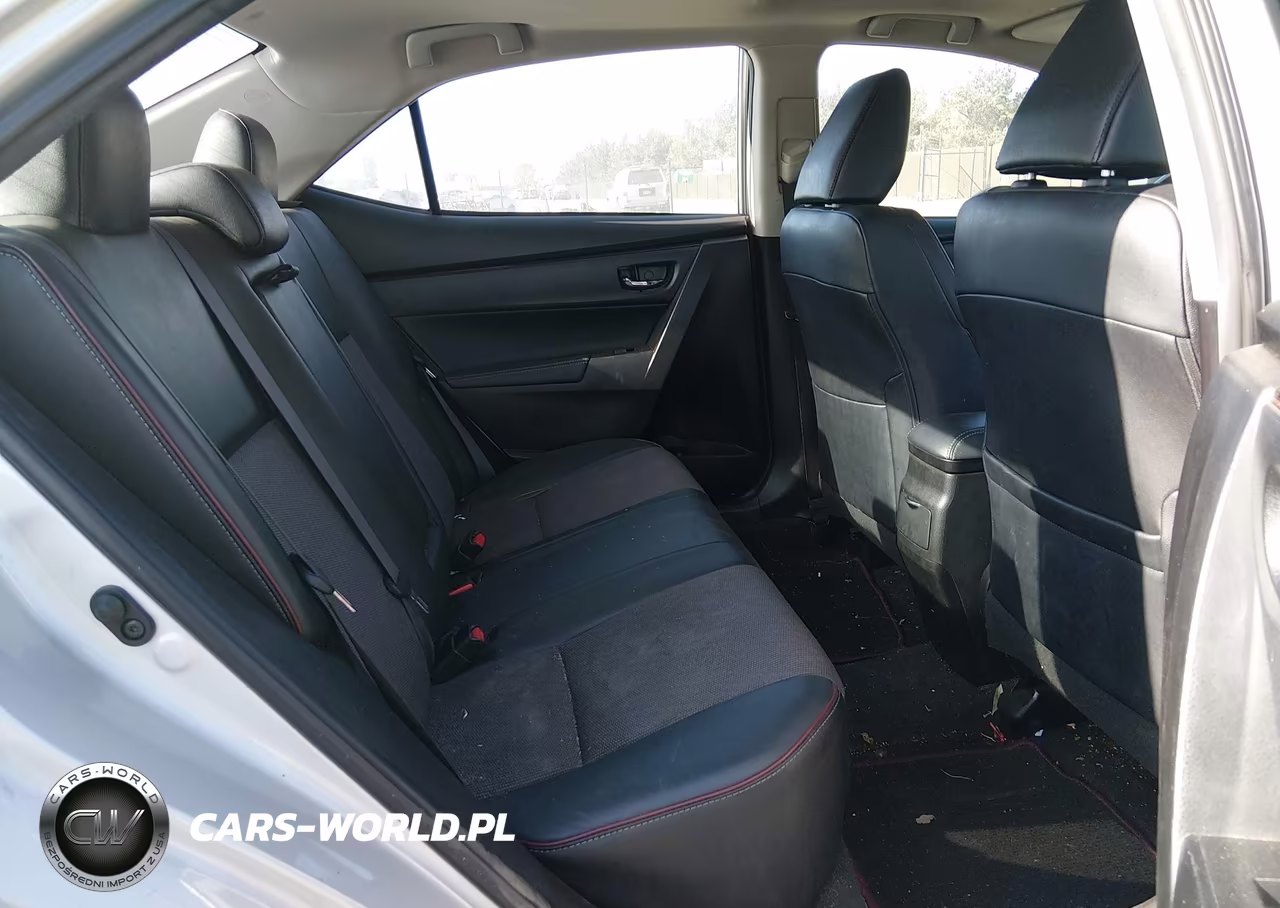 2017 Toyota Corolla Se Special Edition VIN:5YFBURHEXHP612953 - 8