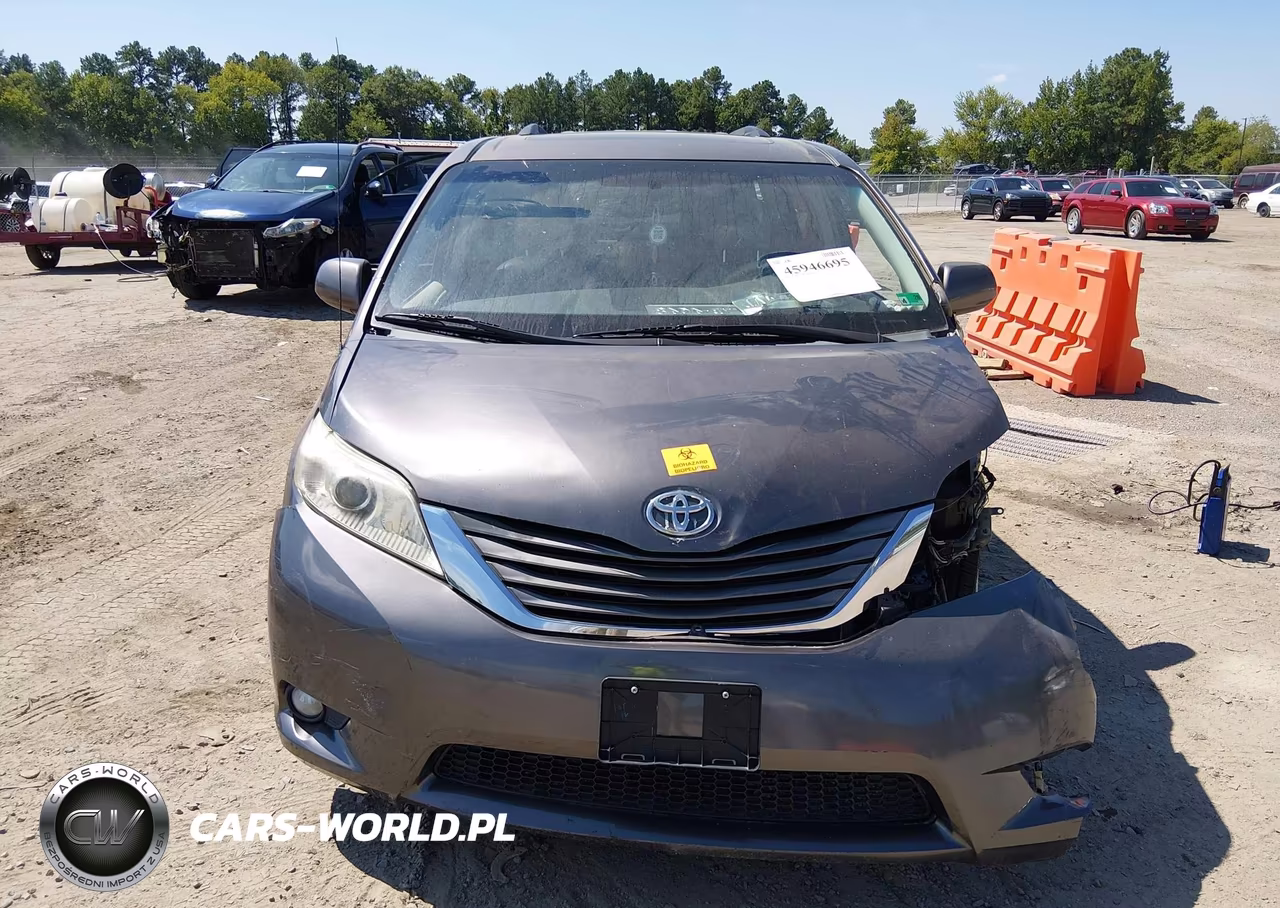 2011 Toyota Sienna Xle V6 VIN:5TDYK3DC4BS030637 - 13