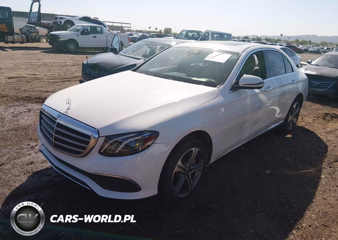 2017 Mercedes-Benz E 300 VIN:WDDZF4JBXHA175140 - 2