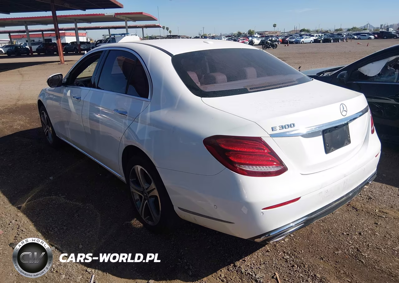 2017 Mercedes-Benz E 300 VIN:WDDZF4JBXHA175140 - 3