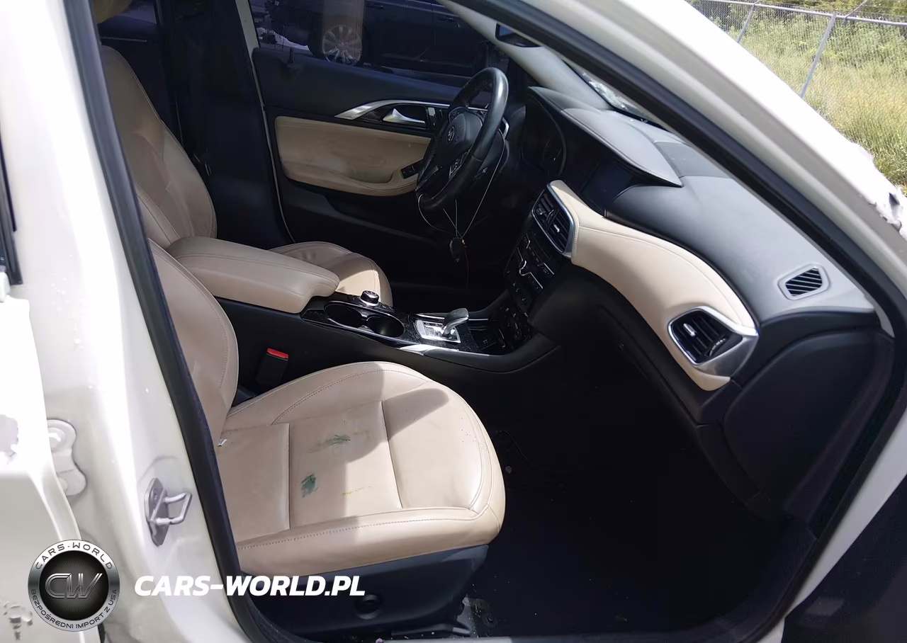 2018 Infiniti Qx30 Luxury VIN:SJKCH5CR7JA048522 - 5