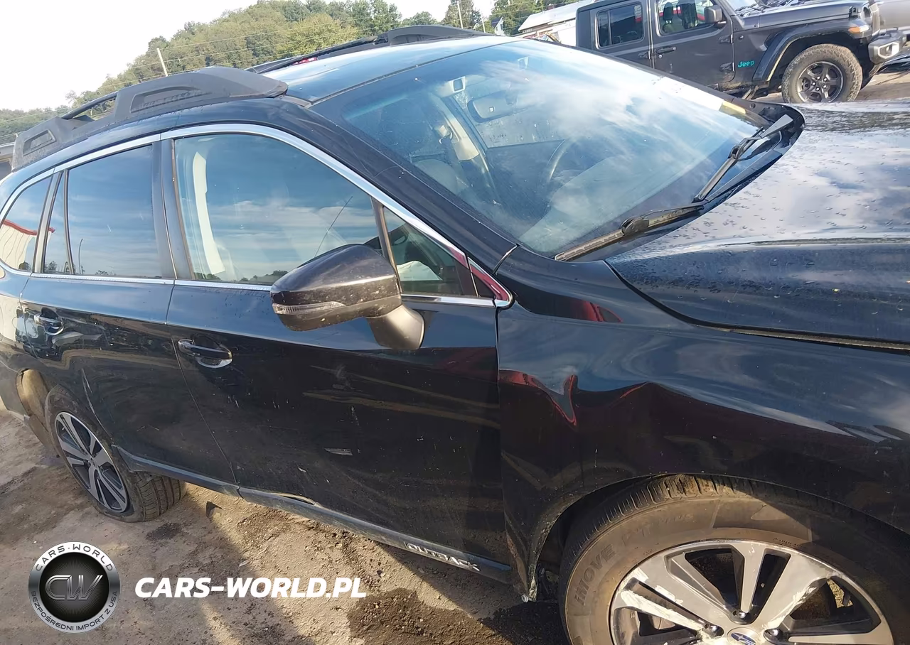 2018 Subaru Outback 3.6R Limited VIN:4S4BSENC9J3351097 - 13