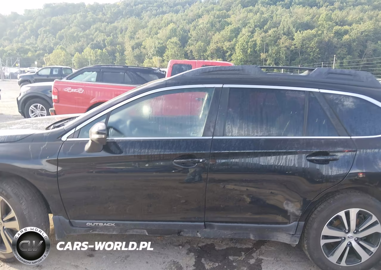 2018 Subaru Outback 3.6R Limited VIN:4S4BSENC9J3351097 - 14