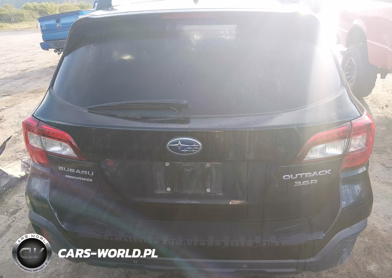 2018 Subaru Outback 3.6R Limited VIN:4S4BSENC9J3351097 - 16