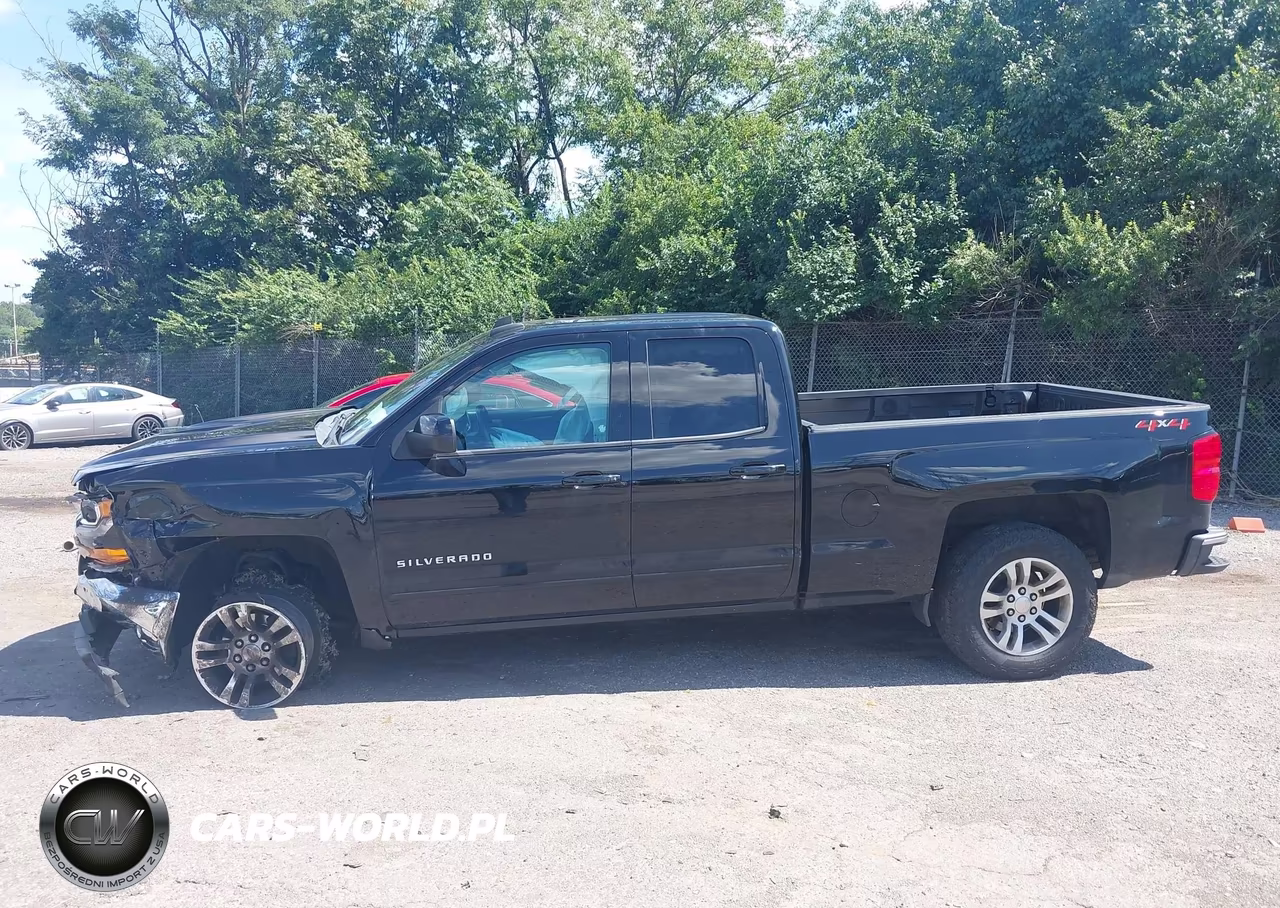 2018 Chevrolet Silverado 1500 1Lt VIN:2GCVKREC6J1104666 - 14