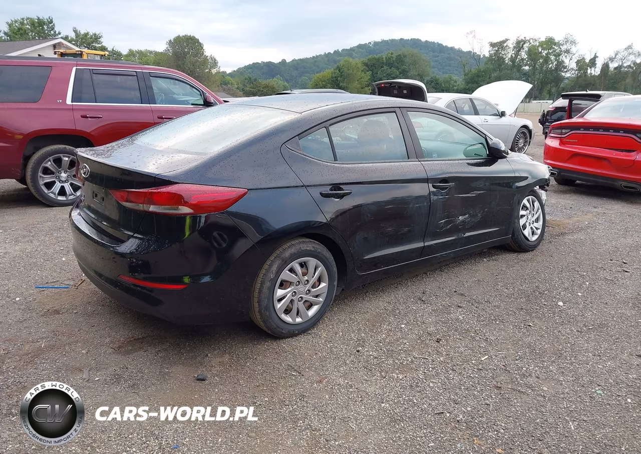 2018 Hyundai Elantra Se VIN:KMHD74LF3JU522356 - 4