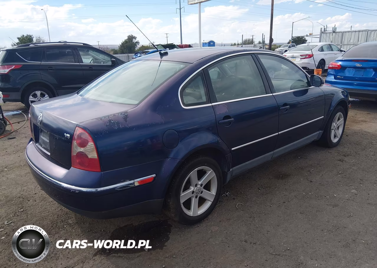 2004 Volkswagen Passat Glx VIN:WVWRH63BX4P157063 - 4