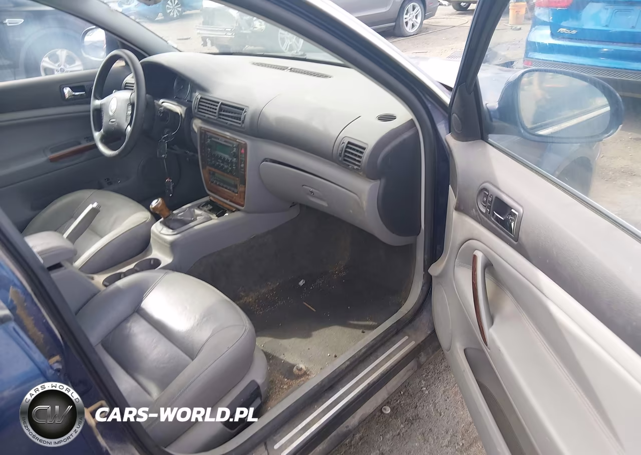 2004 Volkswagen Passat Glx VIN:WVWRH63BX4P157063 - 5