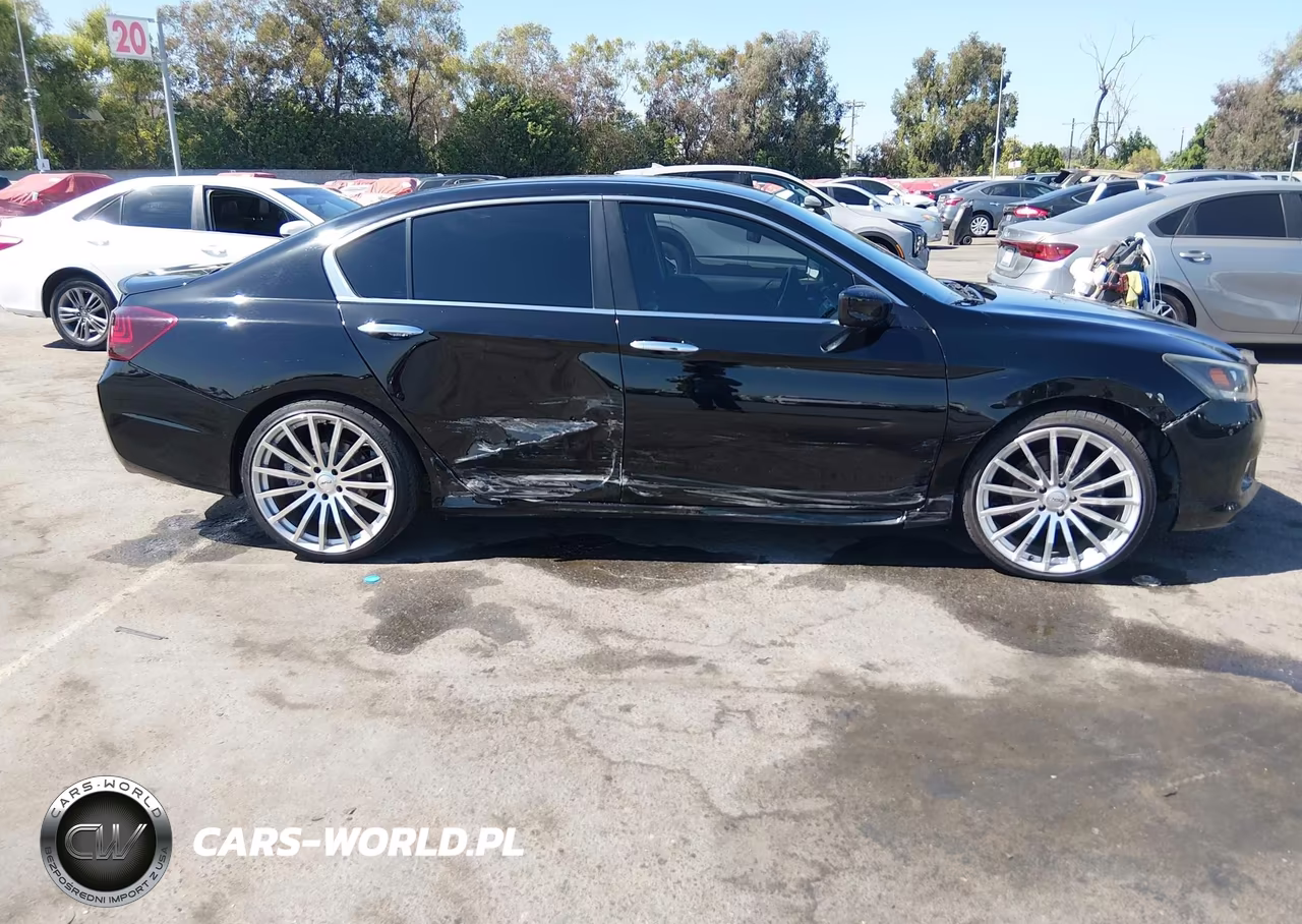 2014 Honda Accord Sport VIN:1HGCR2F53EA076042 - 13
