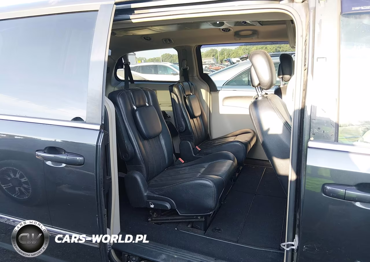 2012 Chrysler Town & Country Touring VIN:2C4RC1BG6CR306239 - 8