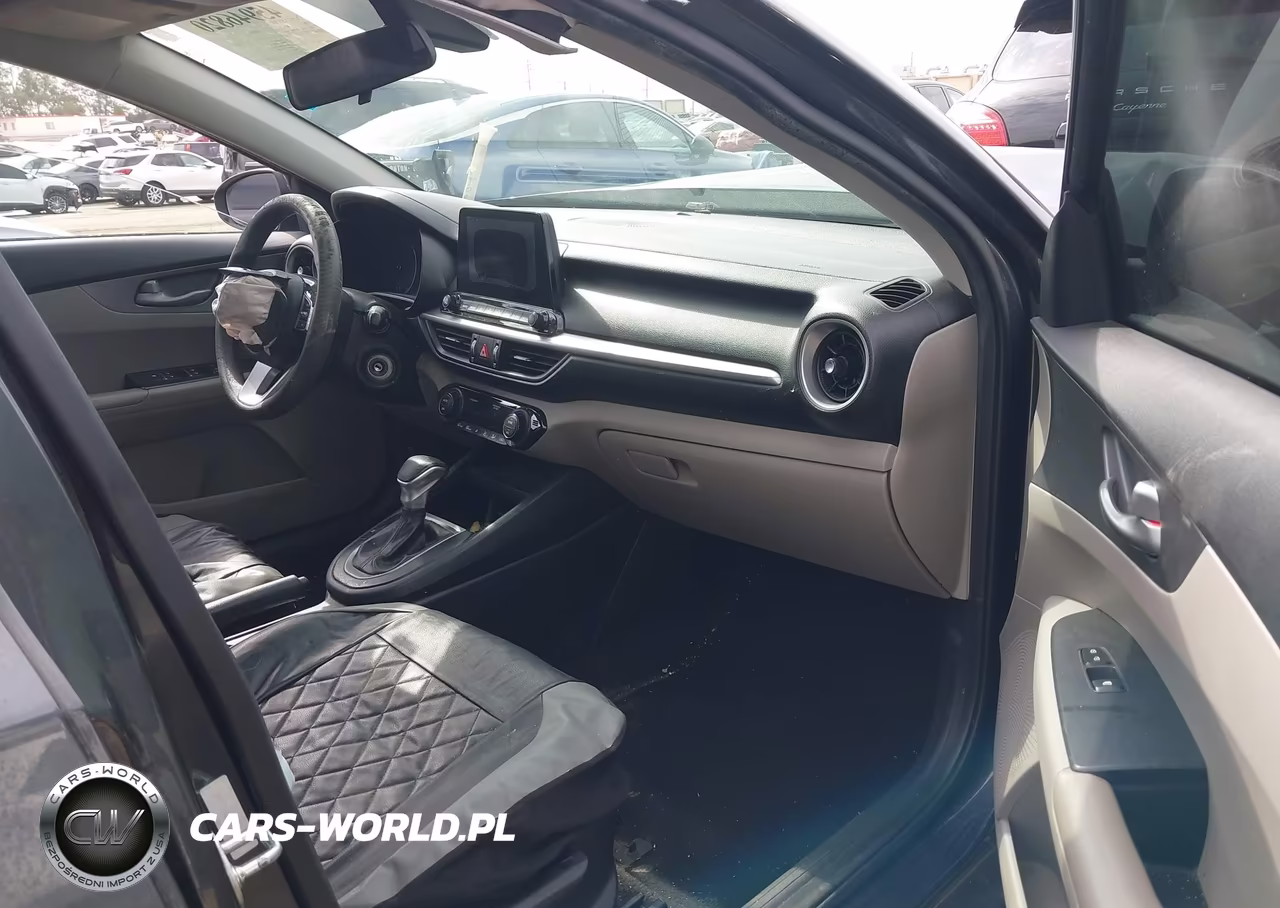2019 Kia Forte Lxs VIN:3KPF24AD2KE021682 - 5