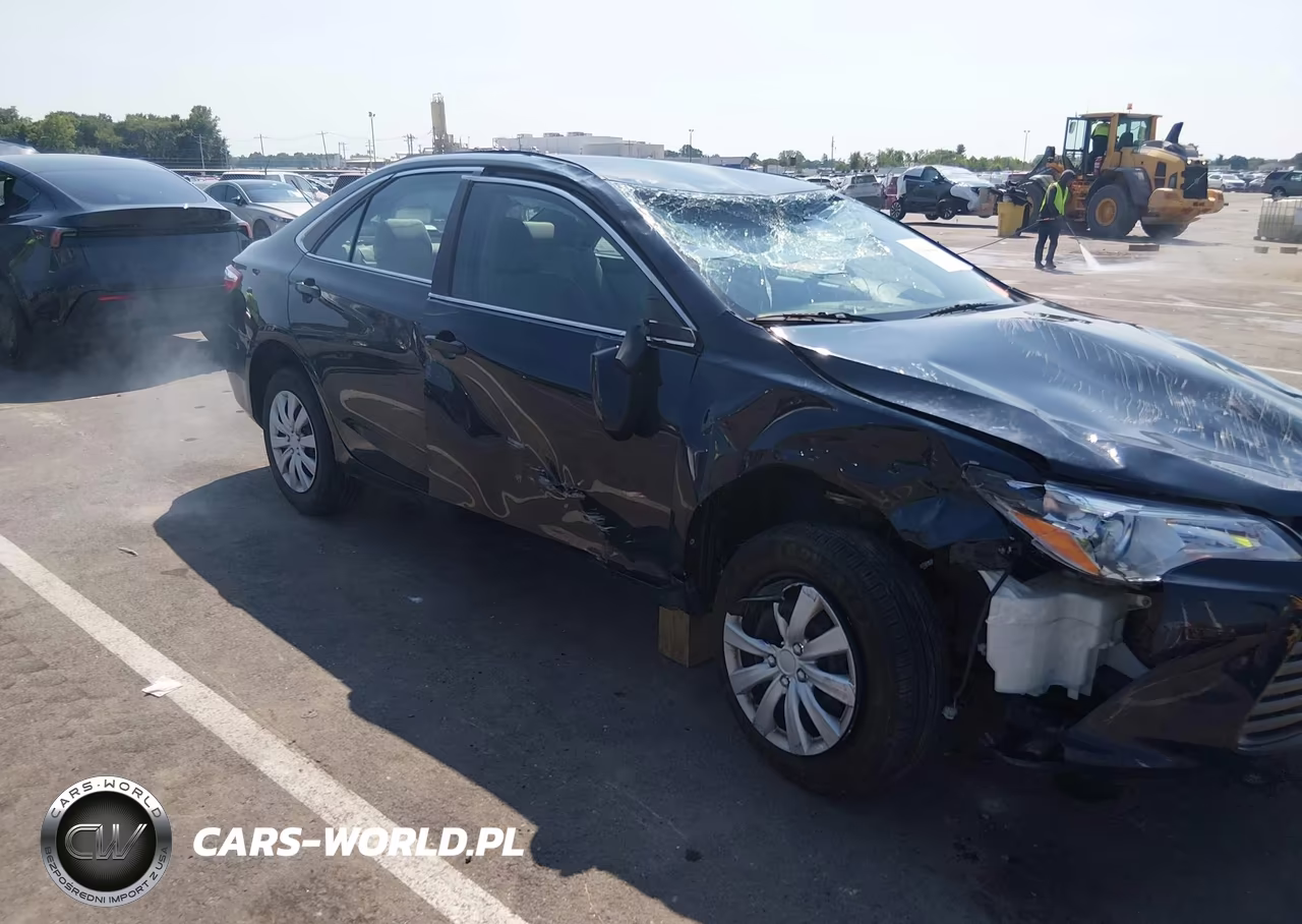 2017 Toyota Camry Le VIN:4T1BF1FKXHU385928 - 12