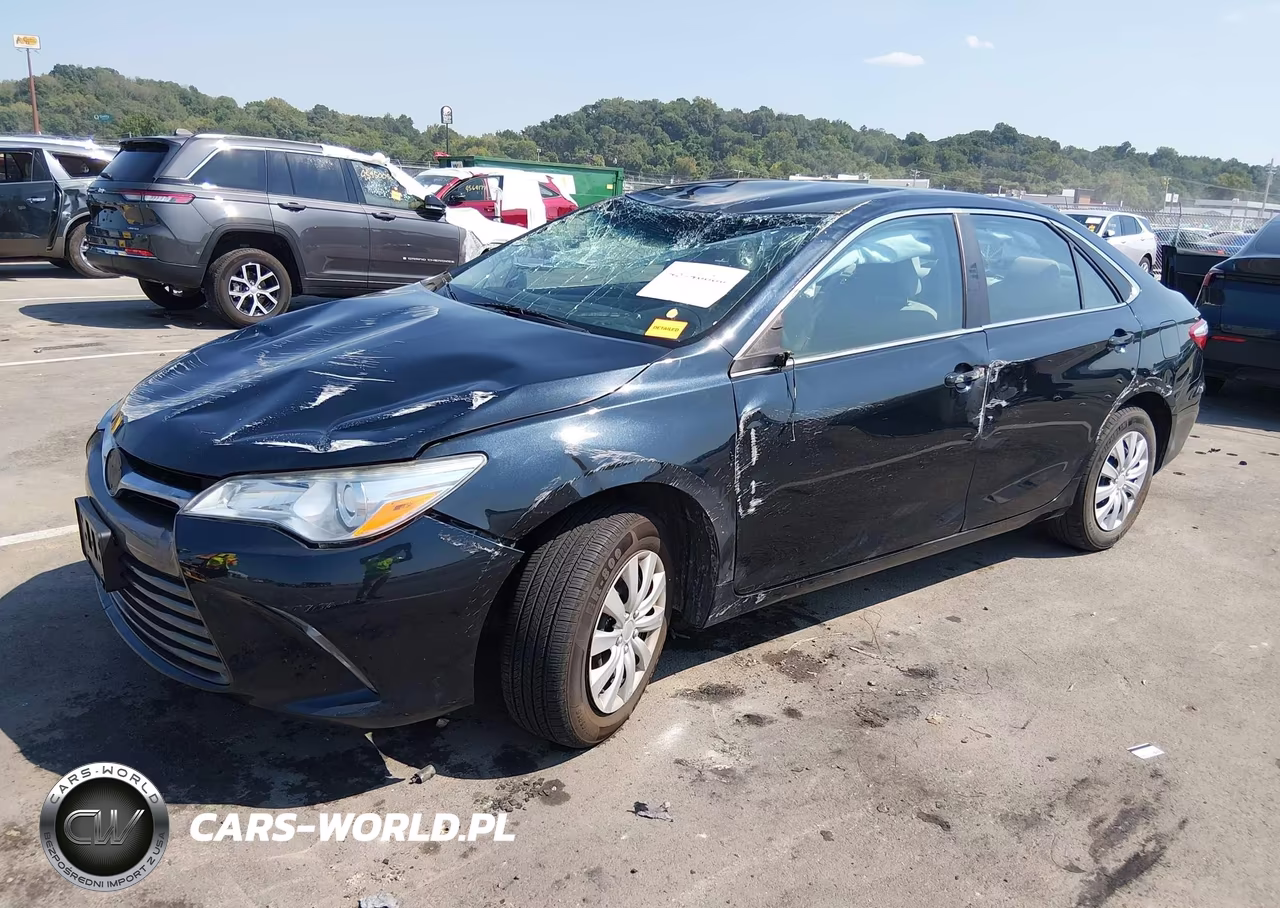 2017 Toyota Camry Le VIN:4T1BF1FKXHU385928 - 2