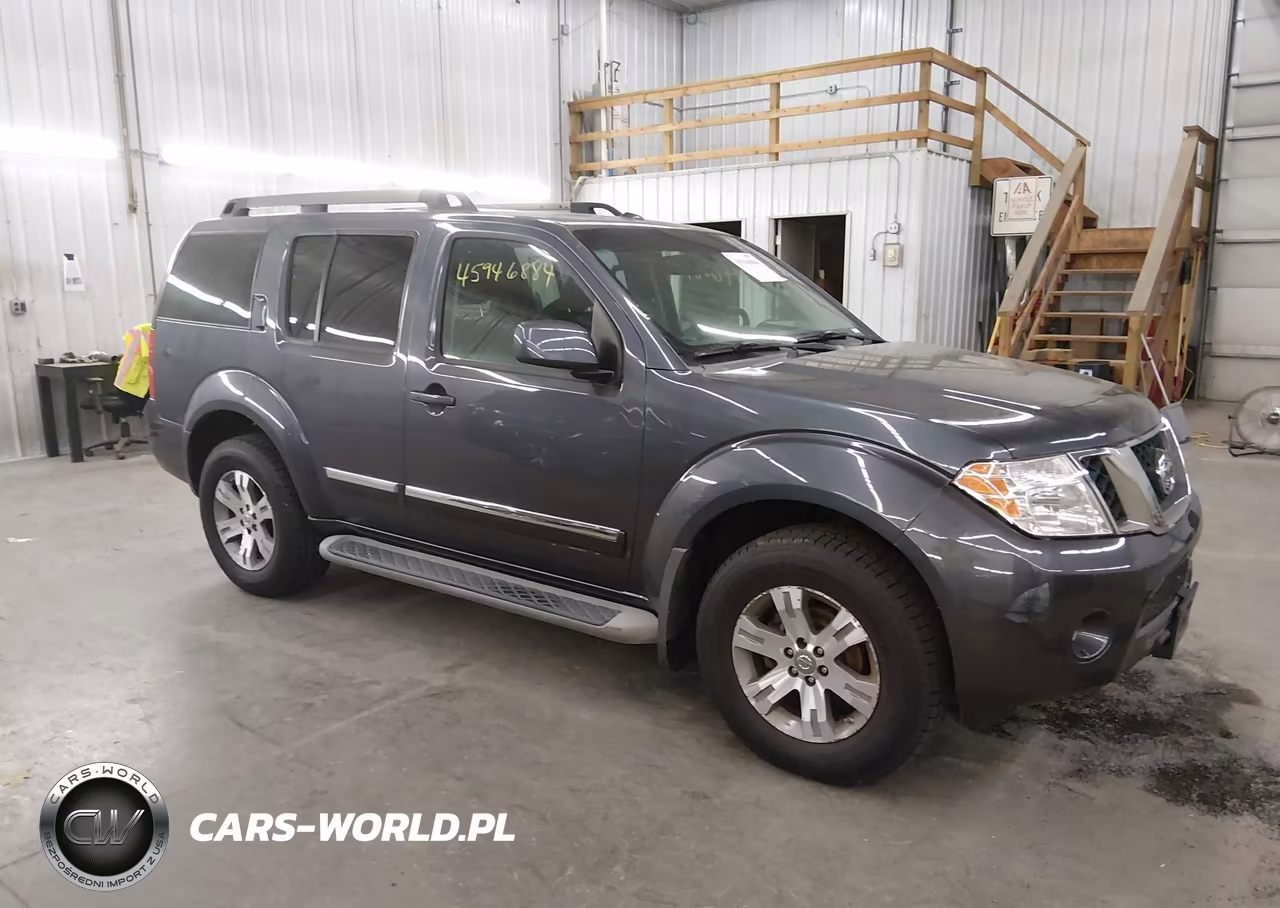 2012 Nissan Pathfinder Silver