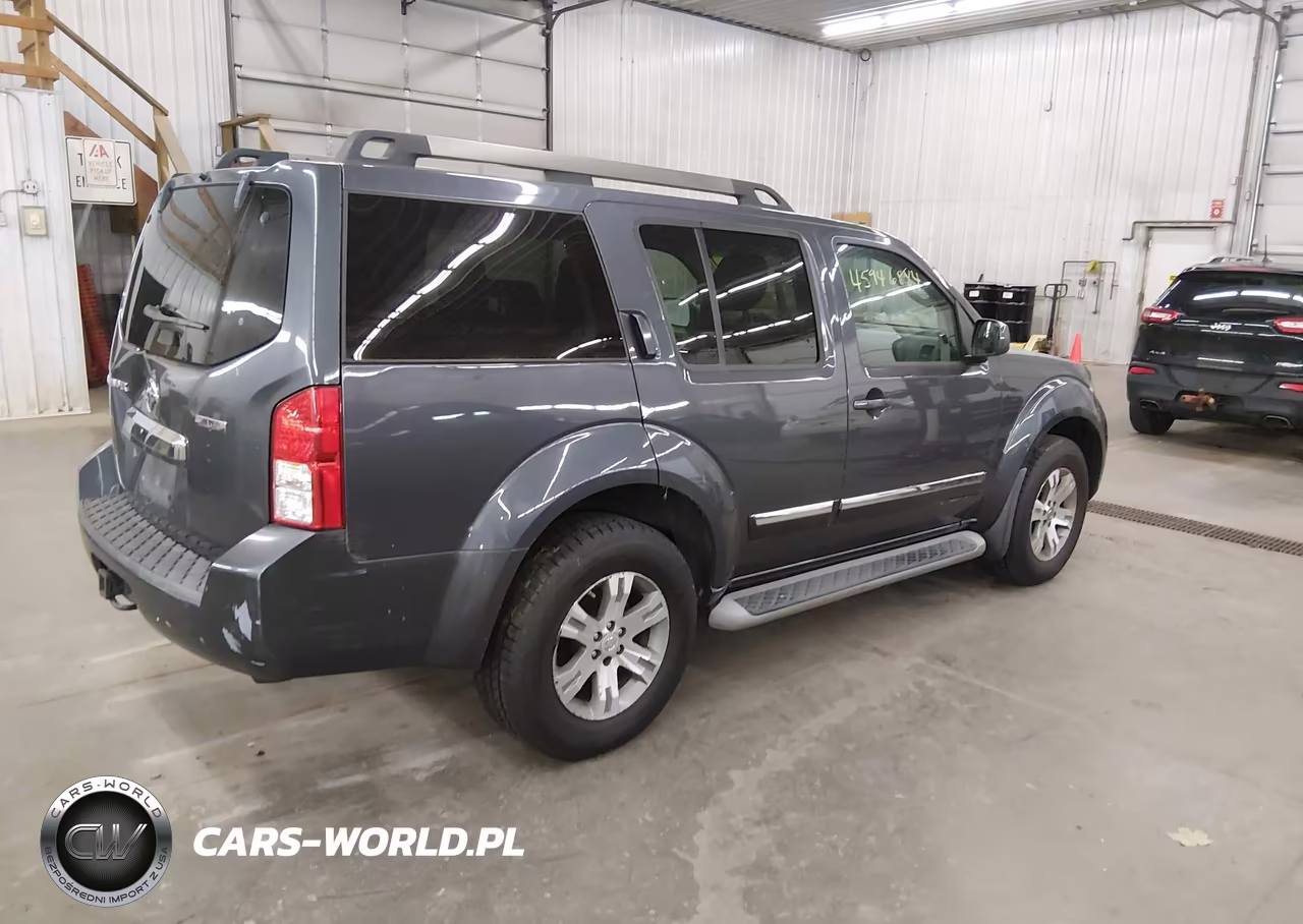2012 Nissan Pathfinder Silver VIN:5N1AR1NB8CC627795 - 4
