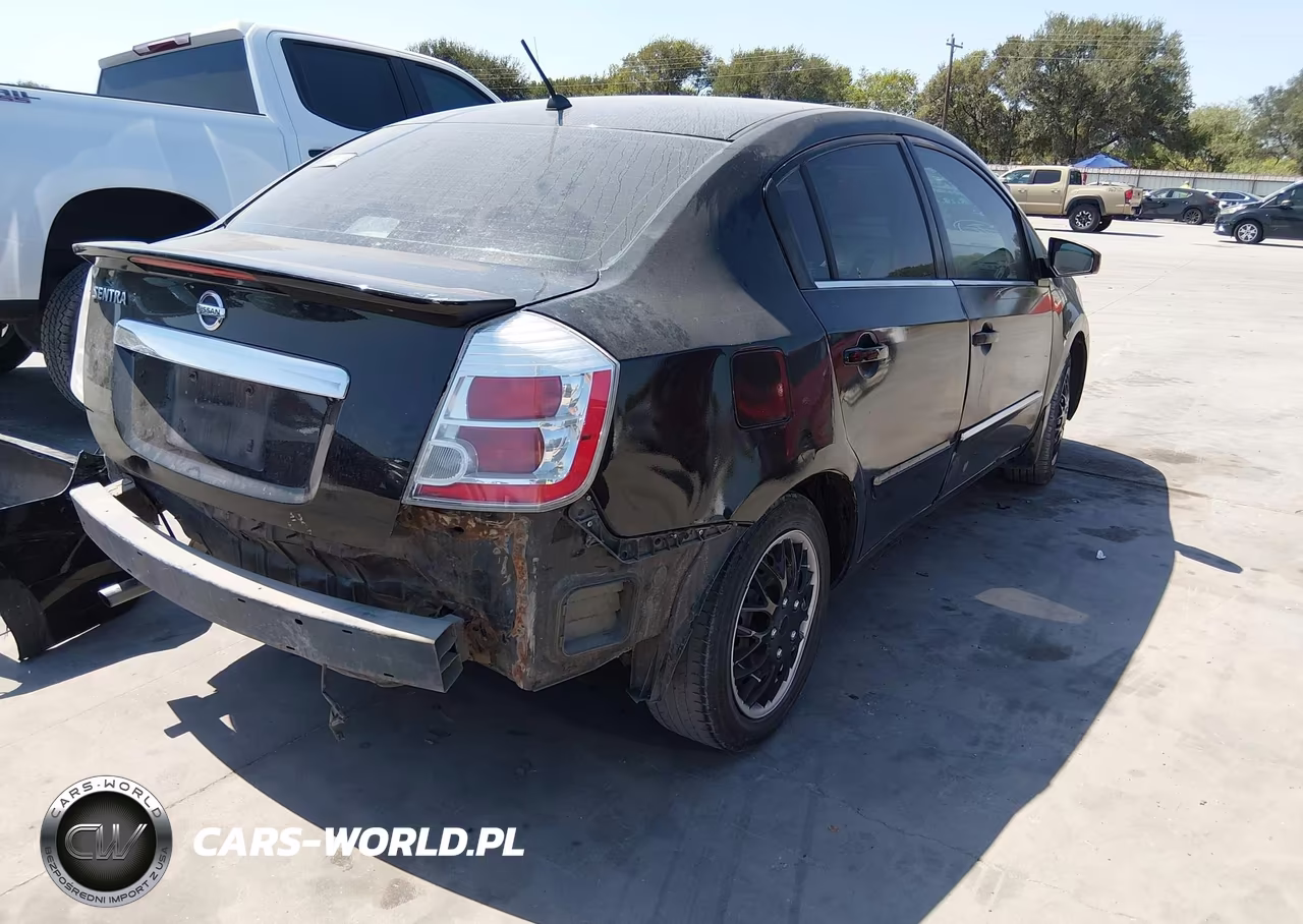 2010 Nissan Sentra 2.0S VIN:3N1AB6AP9AL623900 - 4