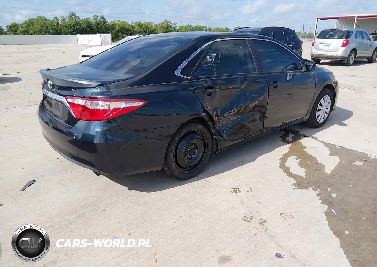 2016 Toyota Camry Le VIN:4T4BF1FK2GR575159 - 4