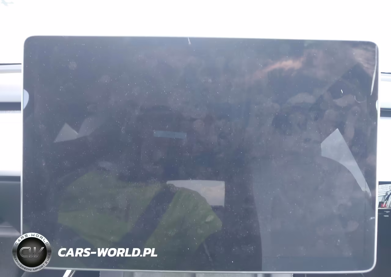 2023 Tesla Model Y Performance Dual Motor All-Wheel Drive VIN:7SAYGDEF1PF864413 - 17