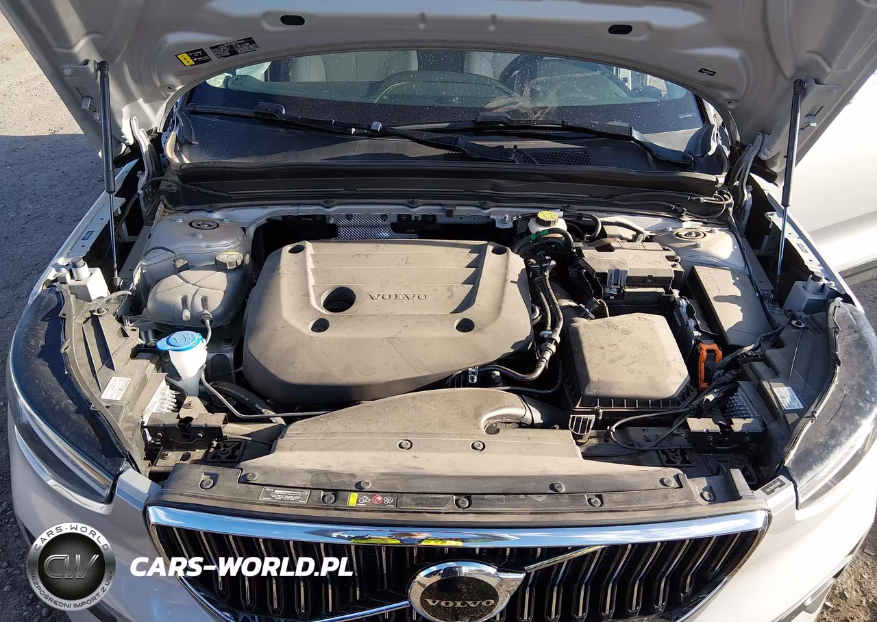 2024 Volvo Xc40 B5 Plus Bright Theme VIN:YV4L12UE1R2373073 - 10