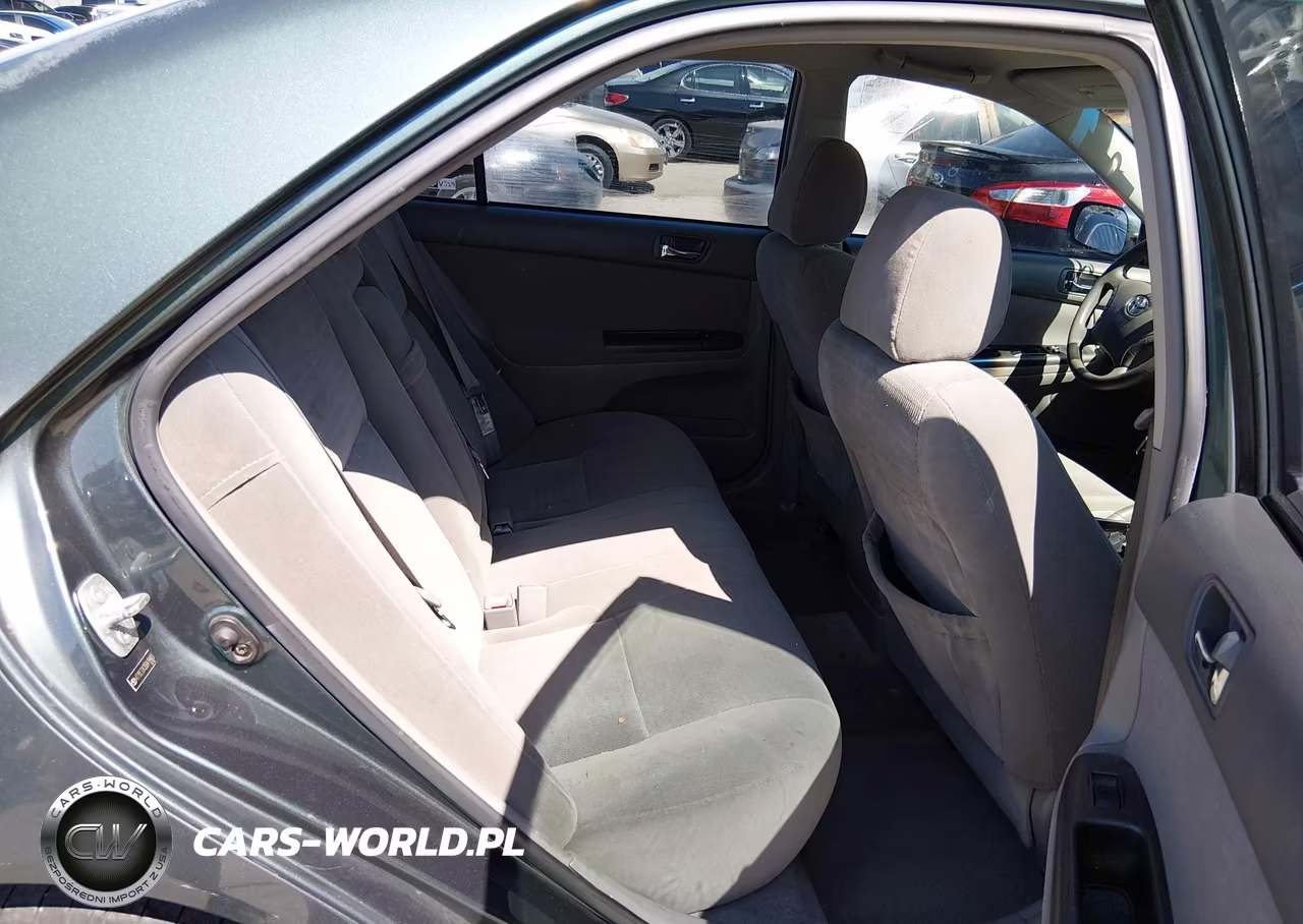 2005 Toyota Camry Le VIN:4T1BE32K35U419403 - 8