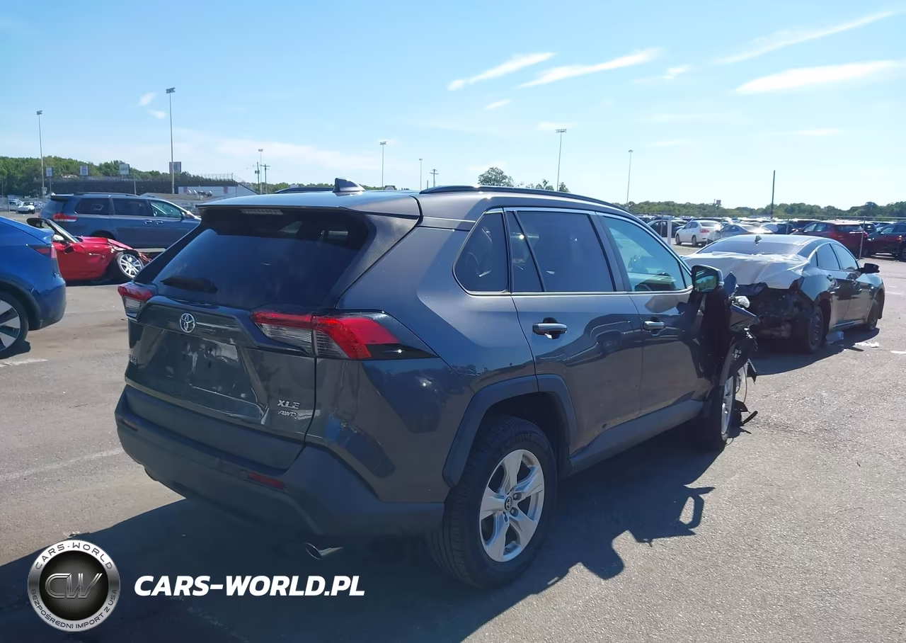 2019 Toyota Rav4 Xle VIN:2T3P1RFV1KC008241 - 4