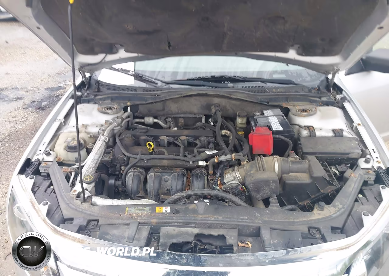 2011 Ford Fusion S VIN:3FAHP0GA7BR144053 - 10