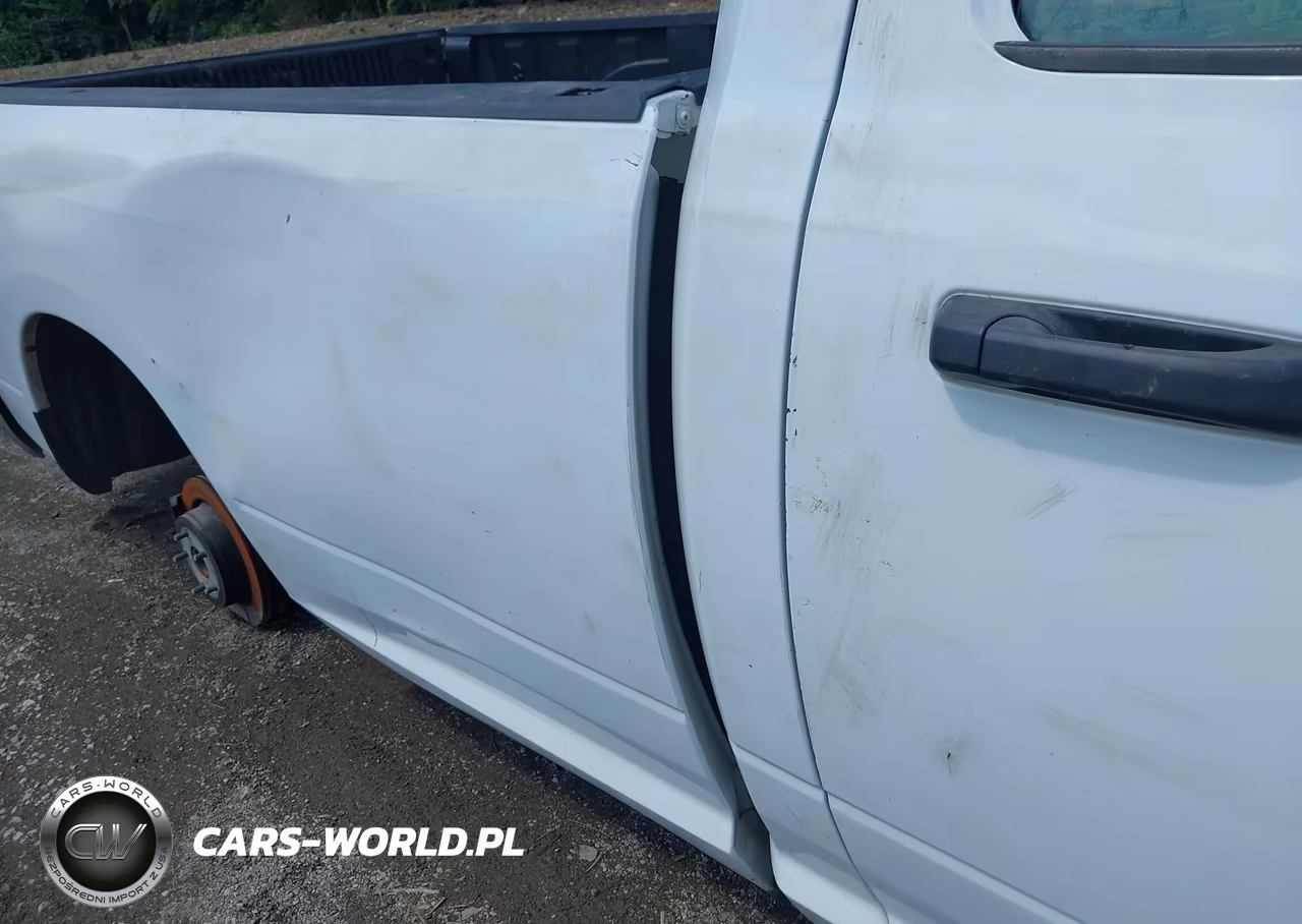 2015 Ram 1500 Tradesman VIN:3C6JR6DT3FG539693 - 6