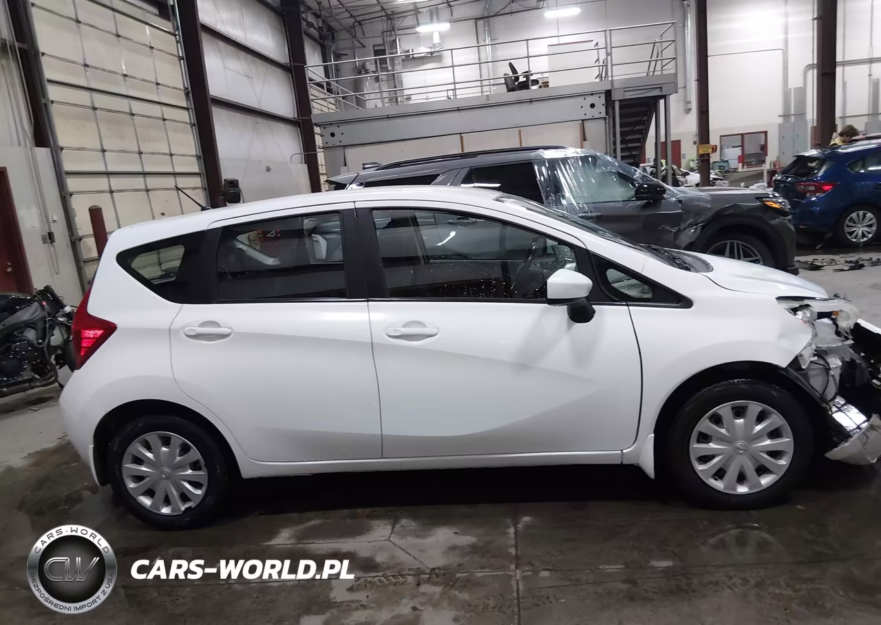 2015 Nissan Versa Note S (Sr)-S Plus-Sl-Sr-Sv VIN:3N1CE2CP8FL416850 - 13