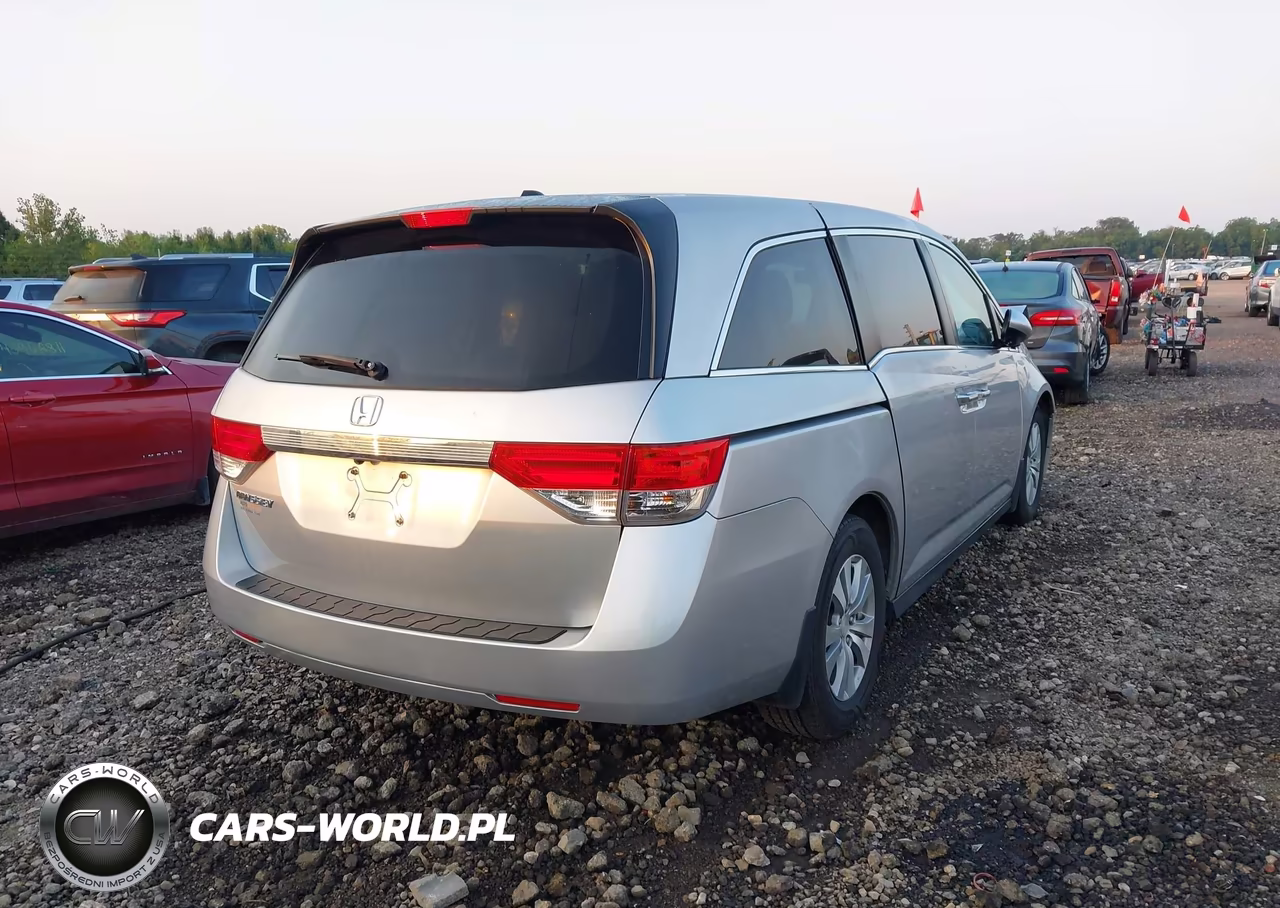 2015 Honda Odyssey Ex-L VIN:5FNRL5H60FB086960 - 4