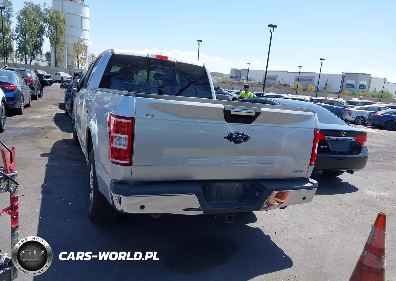 2018 Ford F-150 Xlt VIN:1FTEW1CG9JFE77821 - 16