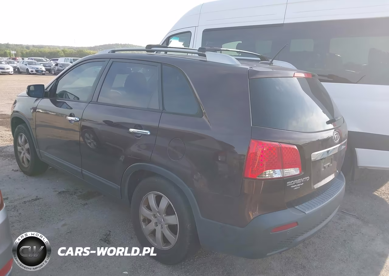 2012 Kia Sorento Lx VIN:5XYKT3A60CG223223 - 3